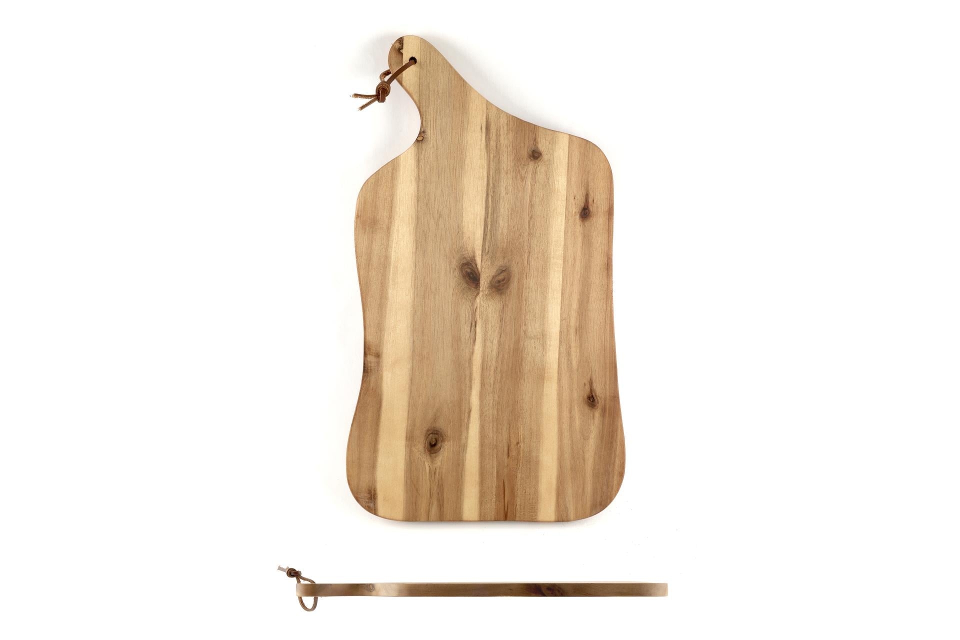 Kesper Acacia Tagliere Sagomato H.1.5 cm - 42.5 x 25 cm In Legno di Acacia Con Manico e Cinturino In Pelle